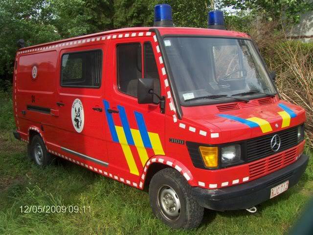 vehicule cyno - Véhicule du Rescue Dog de Bruxelles S4