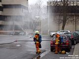 Bruxelles: 38 intoxiqués dont 4 grâves suite à une fuite de chlore dans une piscine(23/12/2013)+ photos & video Th_VUB4_tn
