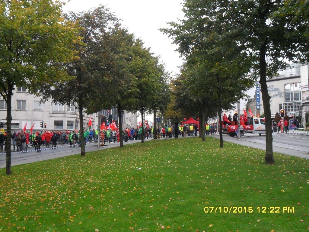 Bruxelles : Manifestation intersyndicale du 7/10/2015 + photos SAM_8312