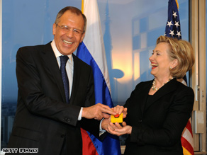 US 2016 elections. Behind the scenes - Page 7 Art.clintonlavrov1.gi
