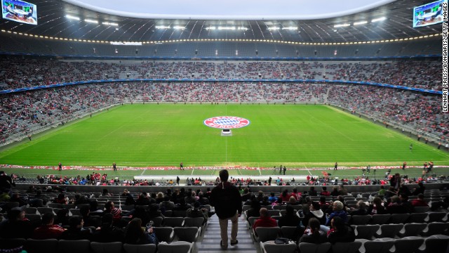 CW Football Premier League : Bayern Munich VS FC Barcelona on 8th September - Page 2 130525160232-champions-league-final-15-horizontal-gallery