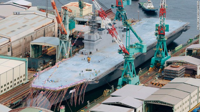 المارد الياباني يداعب التنين الصيني ...الحاملة  Izumo-class التي ليست حاملة !! 130806184340-03-izumo-restricted-horizontal-gallery