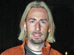 PARECIDOS RAZONABLES - Página 3 Music_chad_kroeger