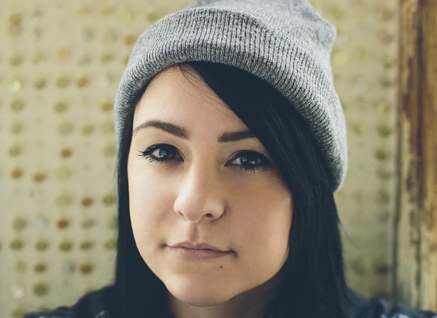 Lucy Spraggan Lucy-spraggan-press-shot-2013