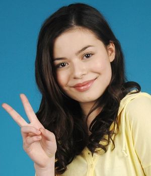 Miss XV, sueña princesa - Page 3 Miranda-cosgrove-test-promo-revista-tu-mexico-300x350