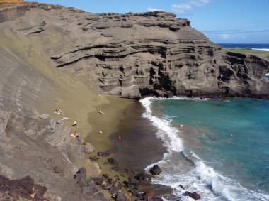 5 playas inusuales E_arena-verde