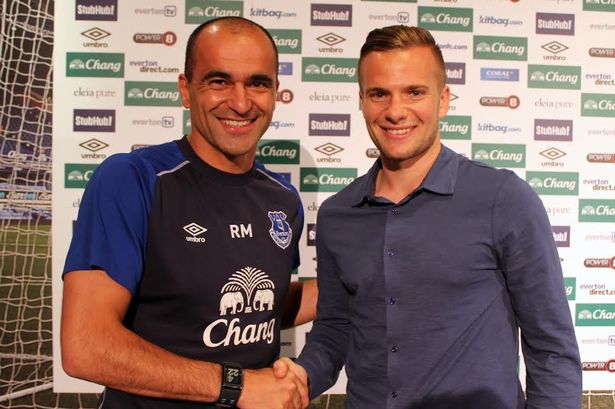 ¿Cuánto mide Roberto Martínez? Martinez-Cleverley