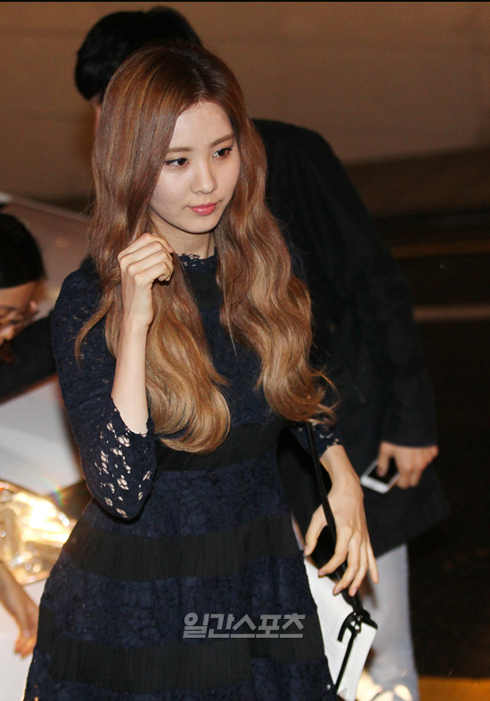 [PIC][02-10-2014]SeoHyun tham dự sự kiện "Lolita Lempicka Cocktail Party" vào chiều nay 20141002185206401