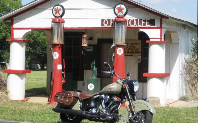 2010 Indian Chief "Bomber" Special Edition 2010IndianChiefBomber