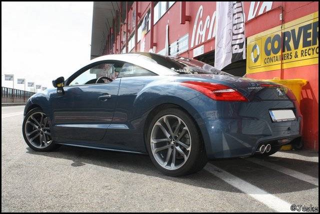 RCZ 2.0L HDI 163 / Bleu Tuanake de Joske - Page 3 2011_RCZ_GT_HDI_107