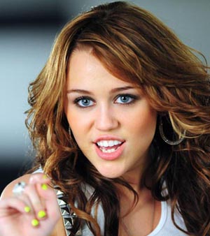 Miley Cyrus vai parar de cantar depois de lançar próximo disco Miley-cyrus-m-200100114