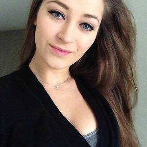 Scammer with photos of Dani Daniels (PART 1) Pd_e9KaHT7PGtK7qriyG7P7KpqlOqCSIyRsKt81cDgnJv1duA-BufFpc4hAc62To