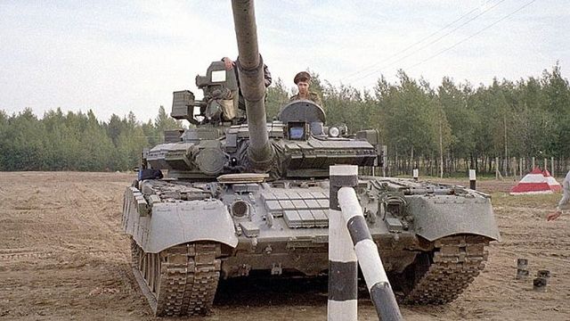 T 80, le dernier des Soviets Ru_t80b-16_zps5chwydp5
