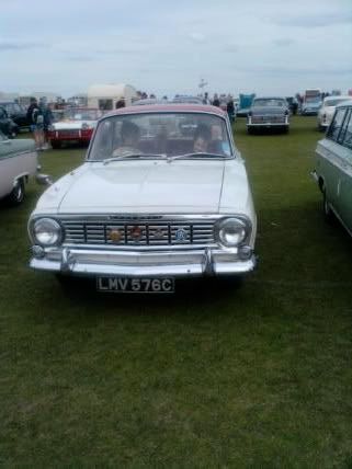 Magnificent Motors on the seafront at Eastbourne Photo0040