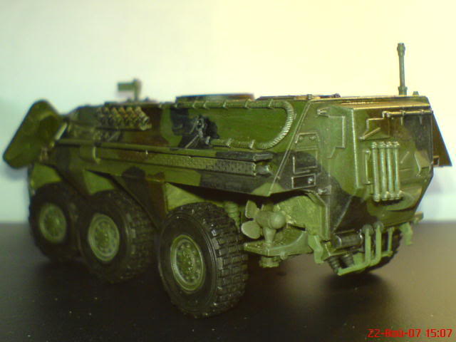 M93 FOX NBC  Revell ( base TPZ1 FUCHS) DSC00057