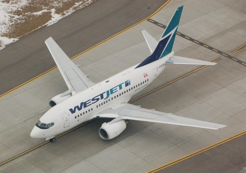 WestJet Airlines (WS / WJA) DSC_0320