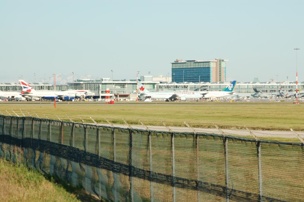 Vancouver International (YVR / CYVR) DSC_7866