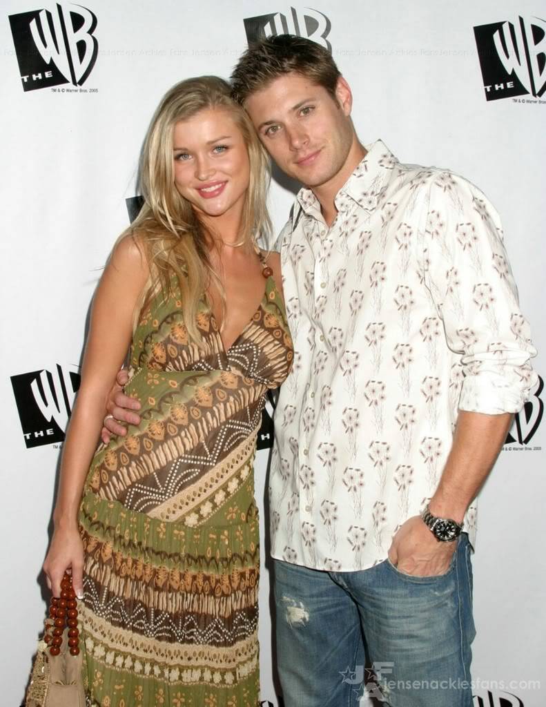 Jensen et les femmes - Page 4 Wballstars05_hq015