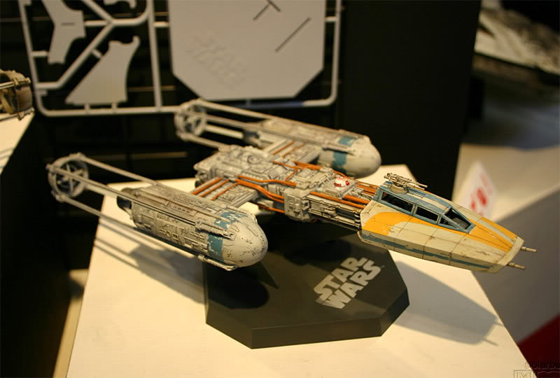 FINEMOLDS maquette Y-wing 1/72 eme Ywing