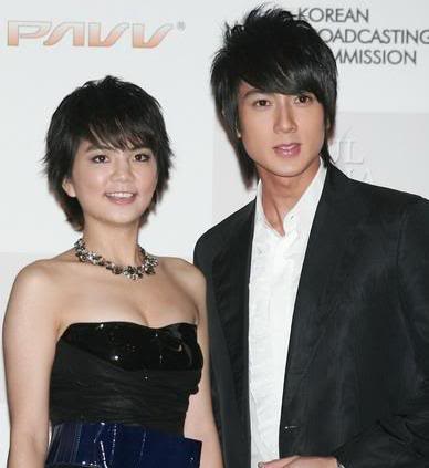 Ella & Wu Chun :x! CHunEllA