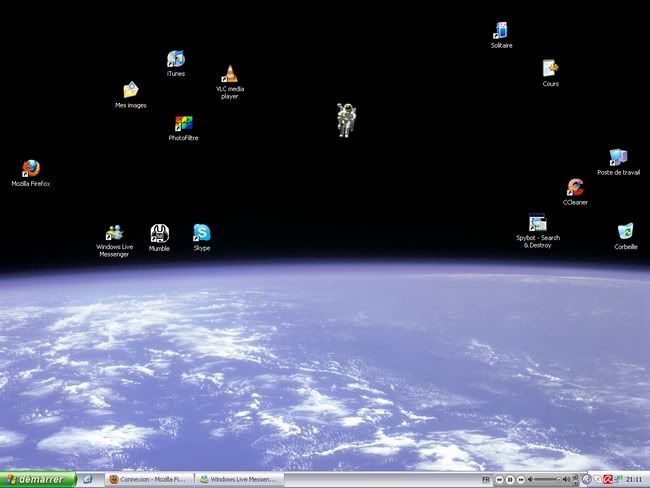 Montre moi ton desktop,  je te dirai qui tu es! ^^ Desktop-1