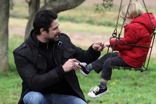 Antonio se entera que Ian es su hijo AntonioIan