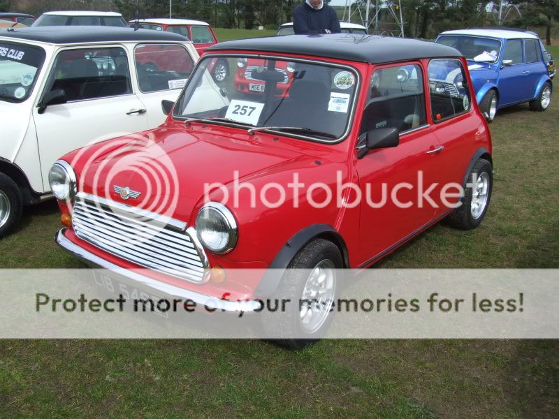 (b1) Eglinton Classic Car Show 2009 EglingtonApril2009084