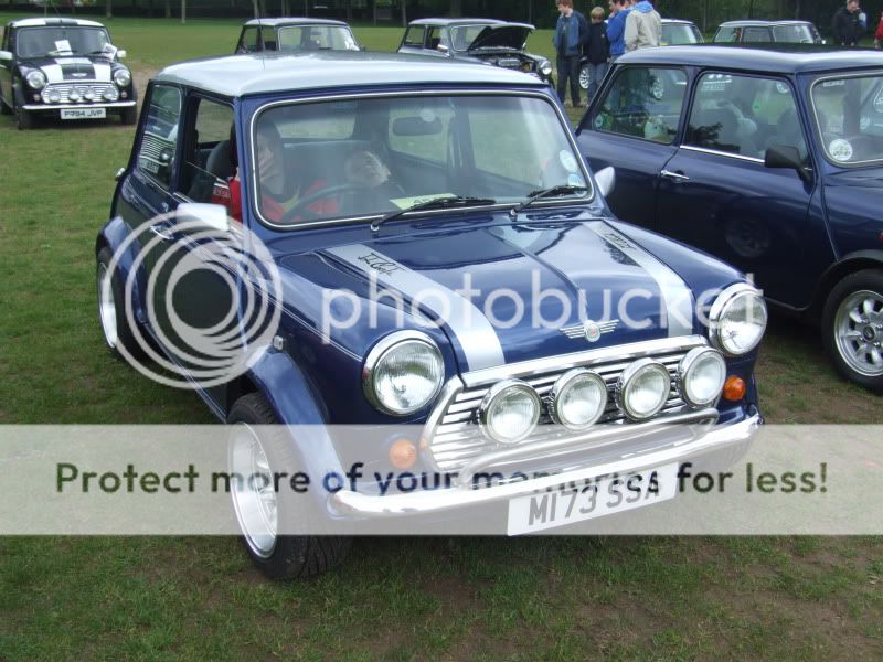 (f) Lisburn Mini Show MiniLisburnMayFair2009072