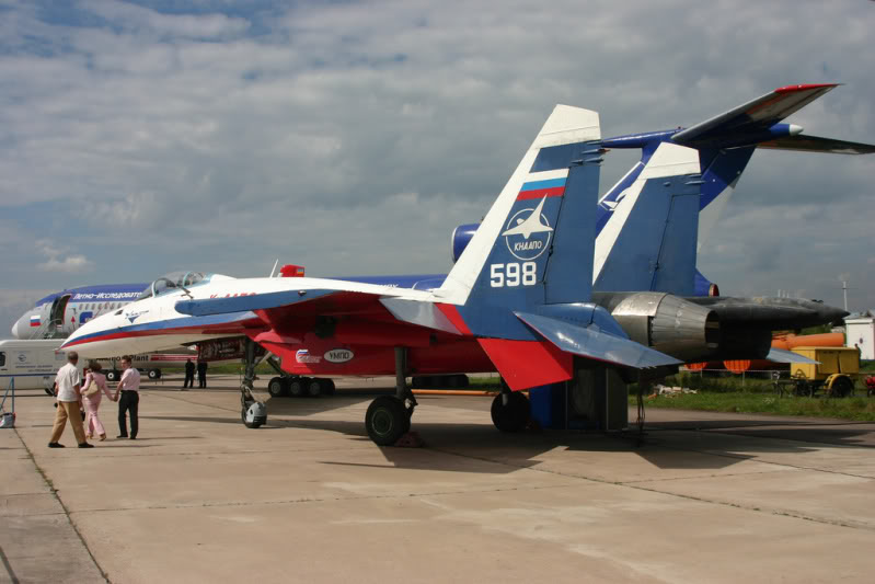 Rusia - Página 2 Su-27LIIGROMOV