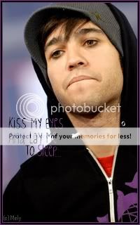 The Simply's  [0/8] PeteWentz1