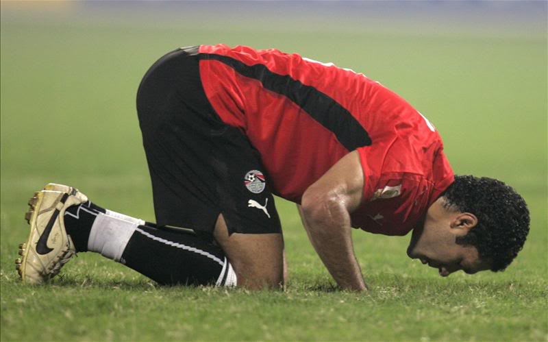 يلا نشجع منتخب مصر ( كاس الامم الافريقية غانا 2008) REU_508535