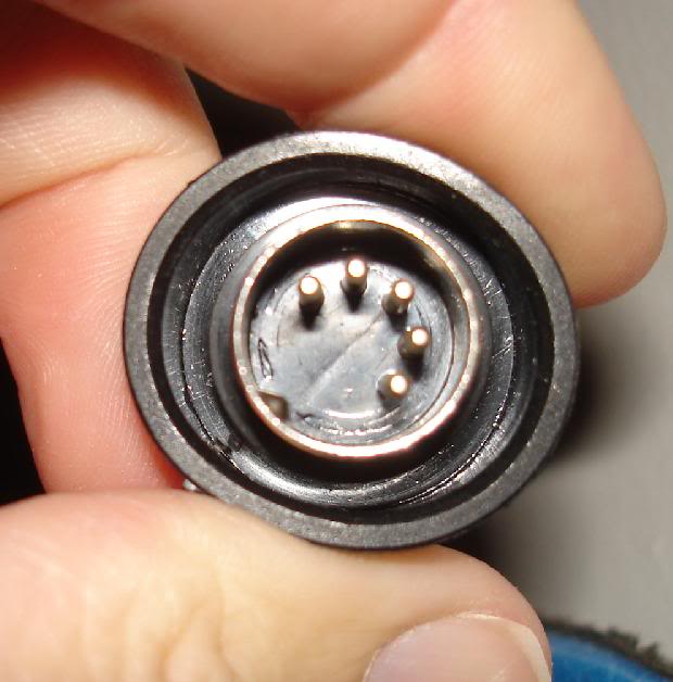 J&M CB connector/adaptor plug question (CB on a Silverwing) Cb2