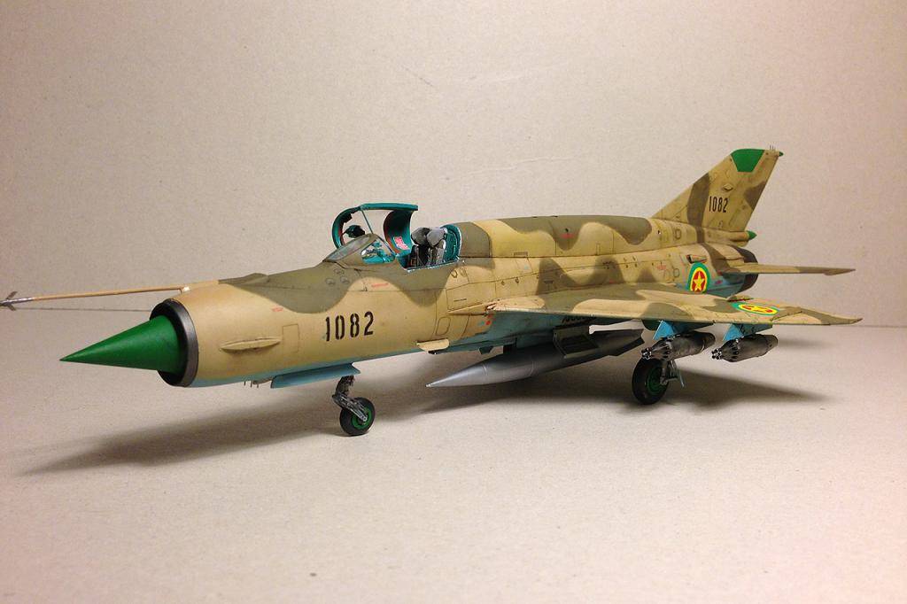 Mig-21bis  004_zpsc726a254