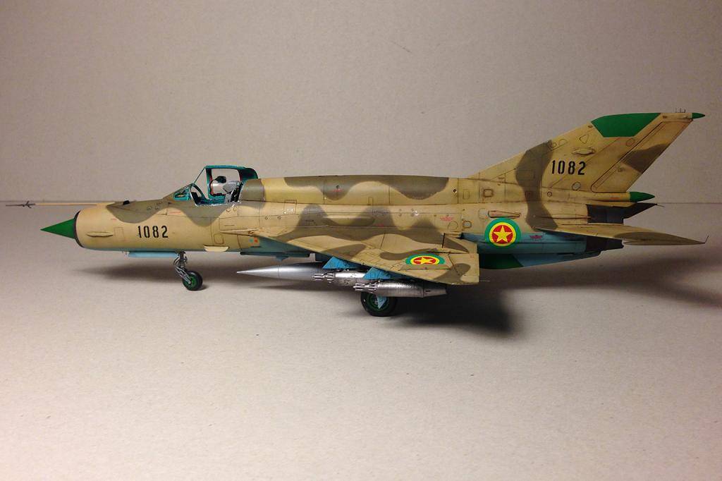 Mig-21bis  016_zps6f083bd0