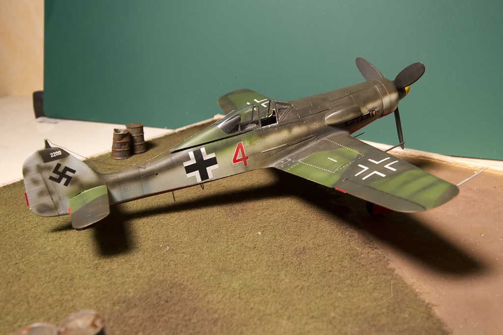 Luftwaffe 1945 - FW-190D x3 Tri-077_zps42e859ce
