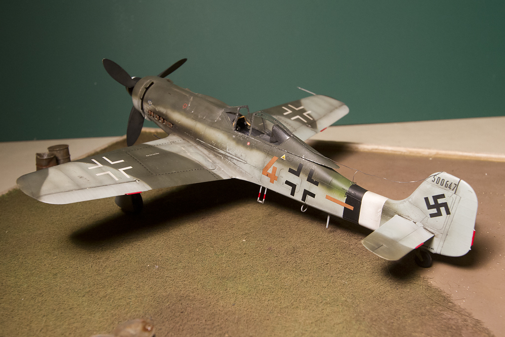 Luftwaffe 1945 - FW-190D x3 Tri-090_zpsb491bc1d