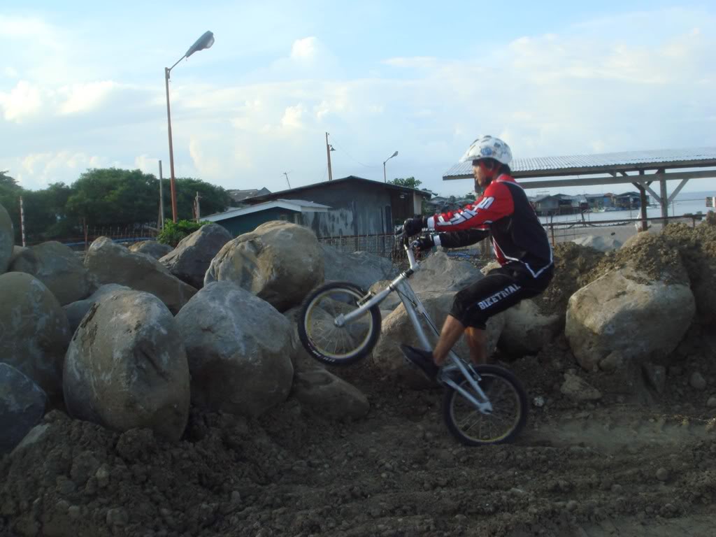 biketrials davao - April 6,2008 DSC05870