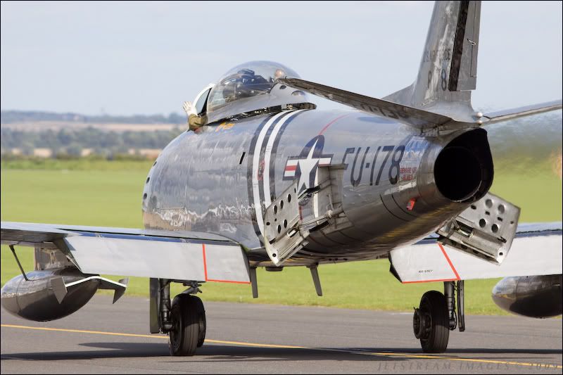 Super Sabre F-86 SABRE18