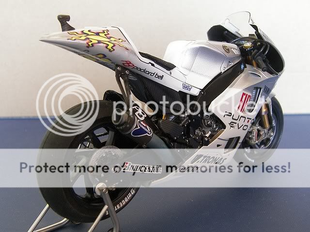 Frelon94 - mes Yamaha M1 - Page 3 100_0942