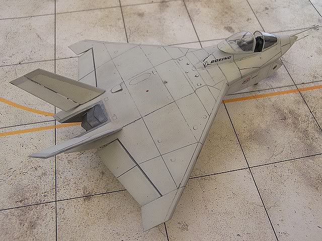 Boeing X-32A - JSF - revell- 1/72eme 100_8876