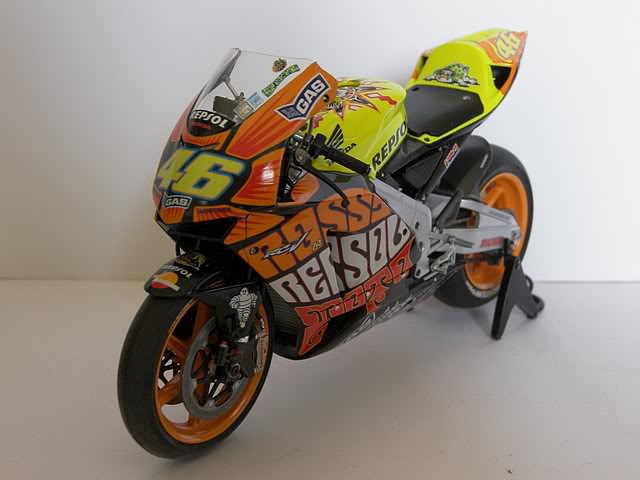 Frelon 94 - Mes Honda RC 211 V - Page 2 100_9016