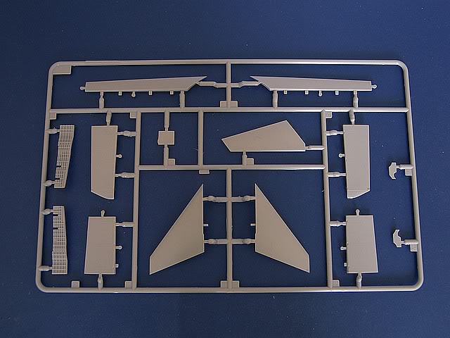 [TRUMPETER] PLAAF J-10A Vigorous Dragon - 1/48eme 100_9181