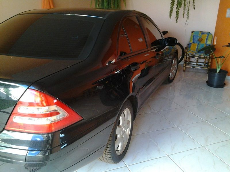 VENDE-SE: W203  C 180K 2004 R$ 48.000,00 - Confrade Anzolim Foto0598r