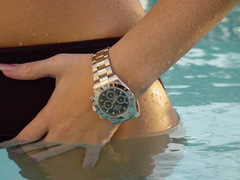 Qui a dit que rolex n'etait pas sexy???? Bikini_daytona