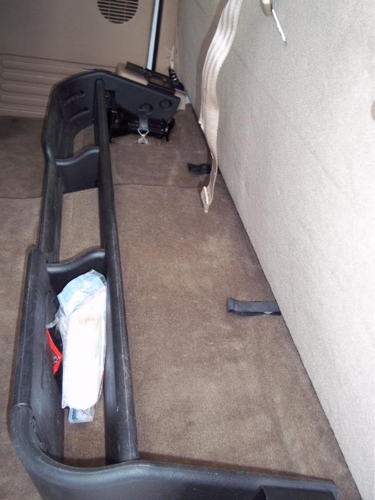 FS: 2000 Dodge Ram 2500 5.9L Cummins Flatbed RearUnderseatStorage