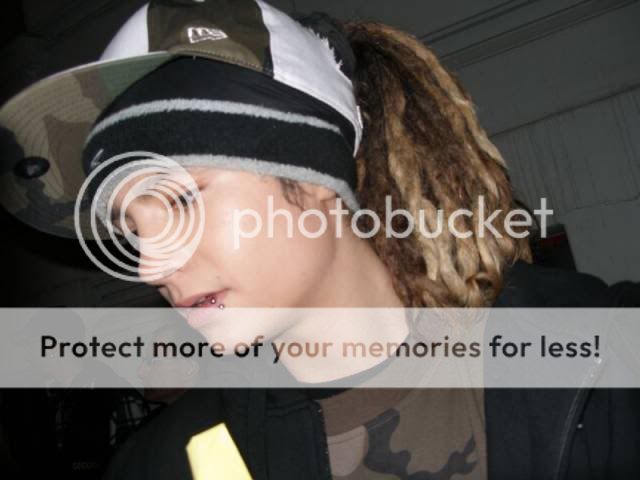 Tom Kaulitz Pictures - Page 3 Tom_w_pradze