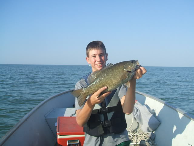 Cranberry Creek Walleye Bass Drum Report Sunset! 012