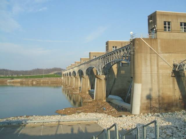 Gallipolis Report-Dam and Stream-Cool Pics DSCF1924