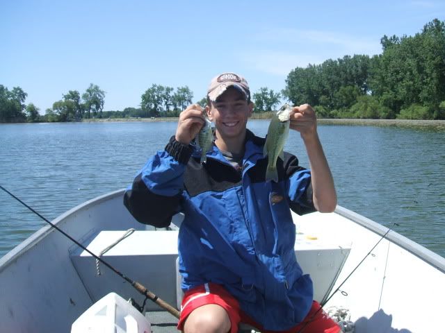 East Harbor-Panfish and Bass are ON! DSCF2040