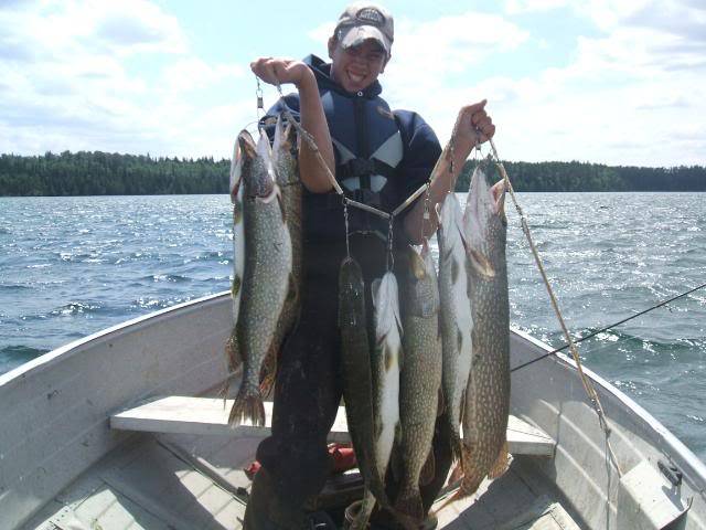 AWESOME Pasha Lake Cabins-41in. Pike Report DSCF2254